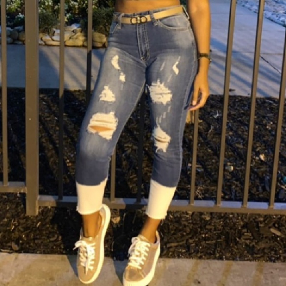 Belt - Picture 2 of 3